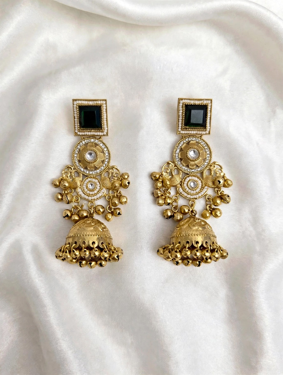 Earnings, Code: 025