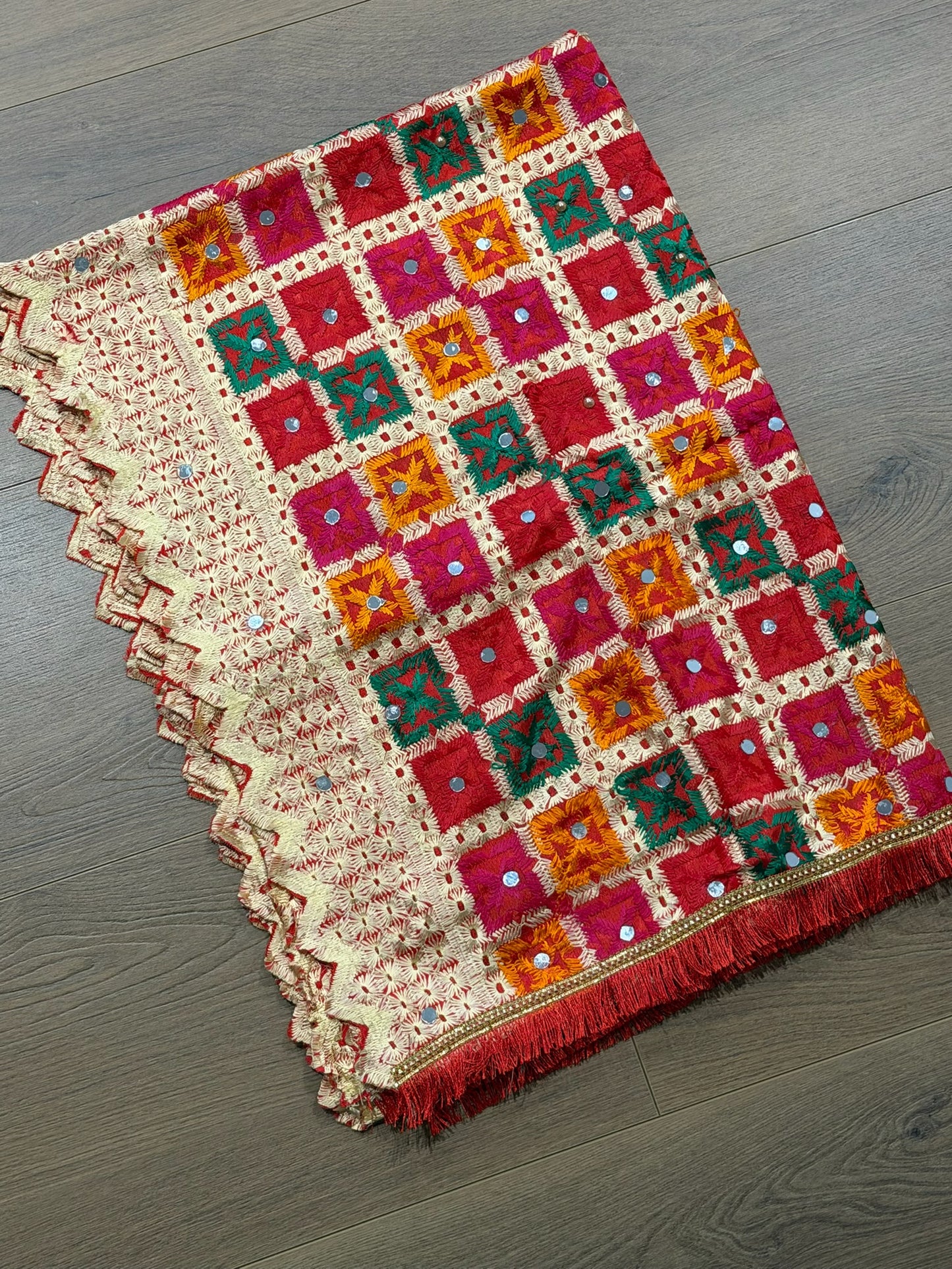 Red Phulkari - code: 0004