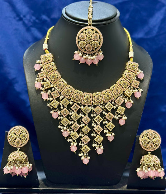 Necklace set with earrings in tikka in polki, Colour: Baby pink, Code: 106