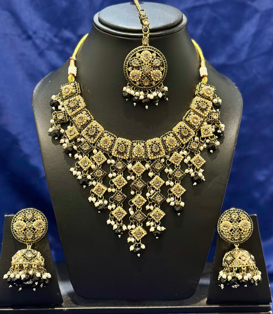 Necklace set with earrings and tikka in polki, Colour: Black, Code: 103
