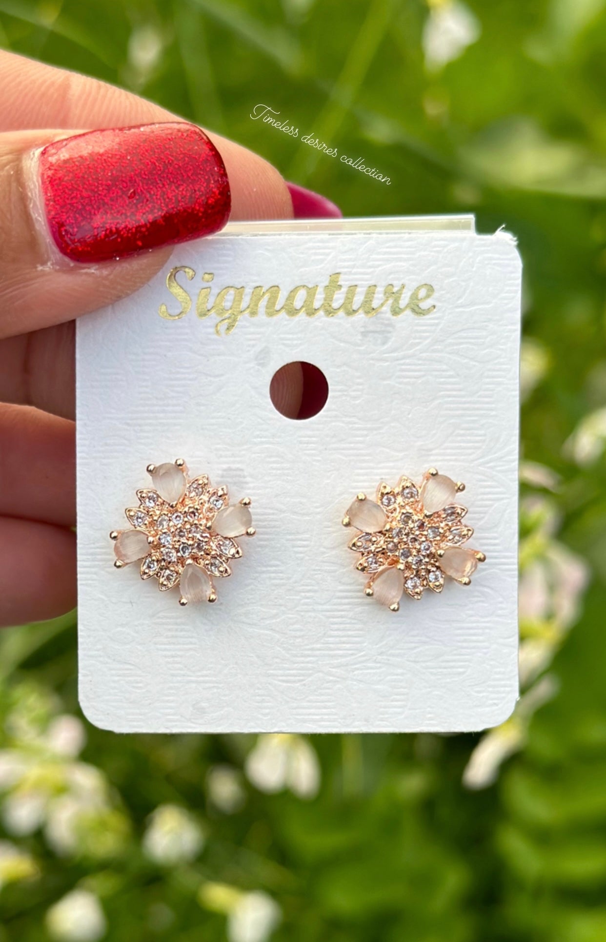 Golden studs in American diamond