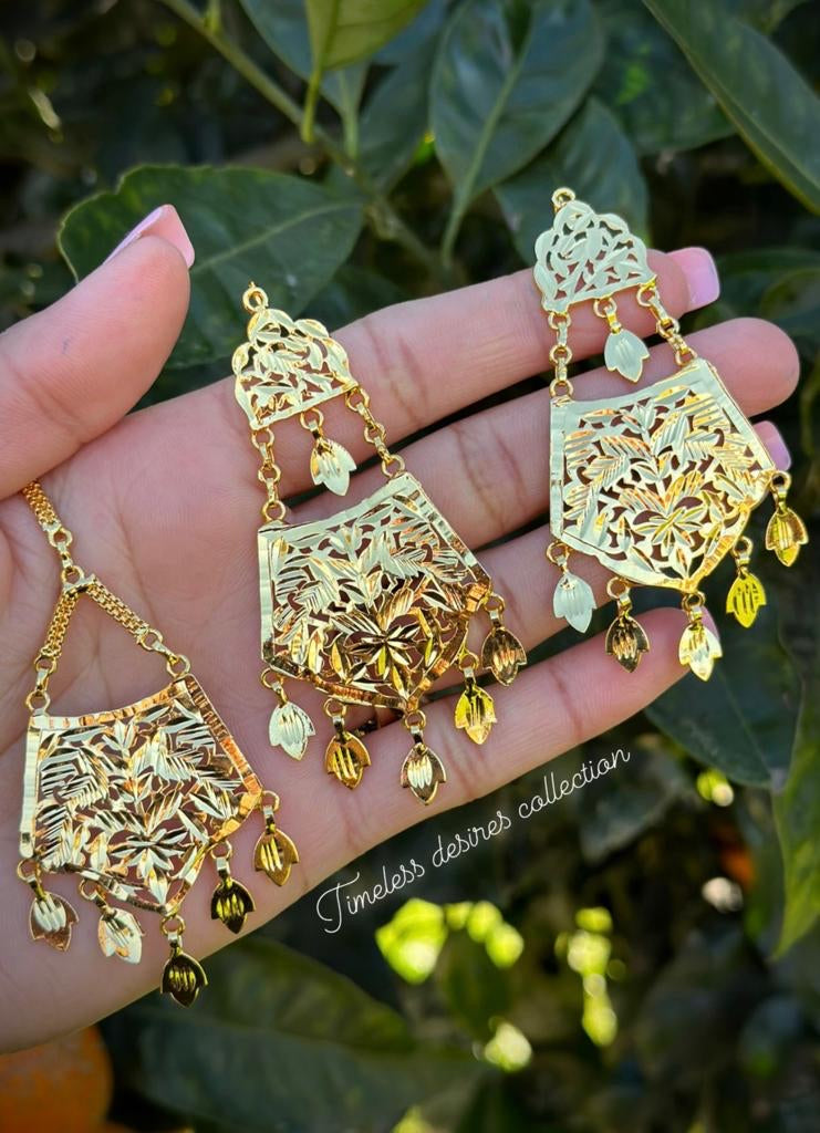 The Significance of Jhumka Earrings in Punjabi Culture — Discuss the  history and cultural significance of Jhumka earrings, a staple of Punjabi  jewellery. | by Jewelsofpunjab | Medium