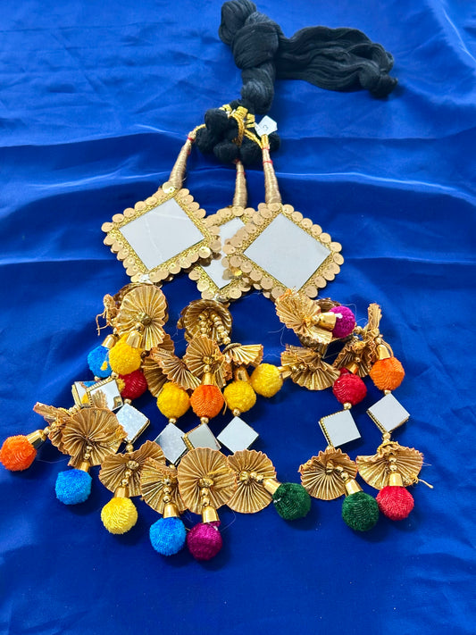 Multi coloured paranda, ( Code: 31)