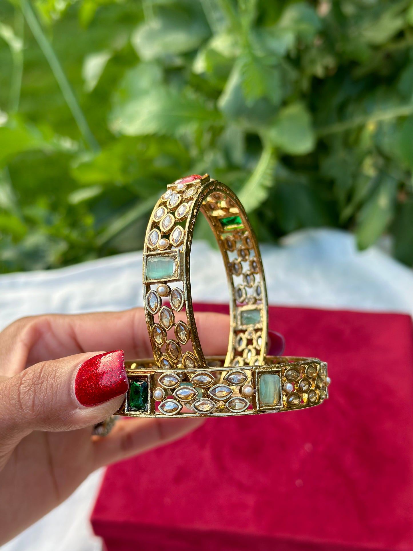Polki Kangan / bangles in multicolour