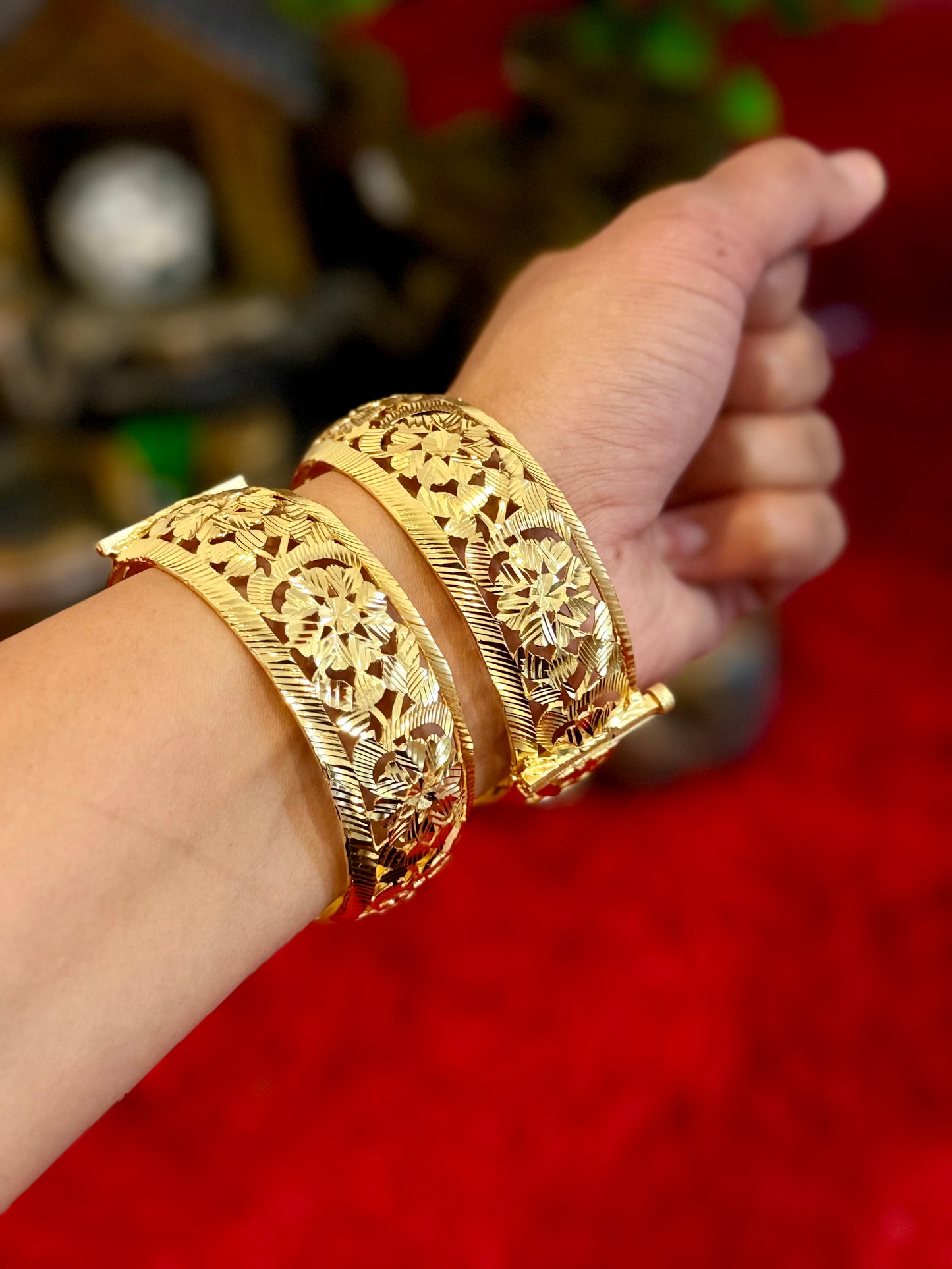 Gold Plated Traditional Kangan - Set of 2  ( X12 )