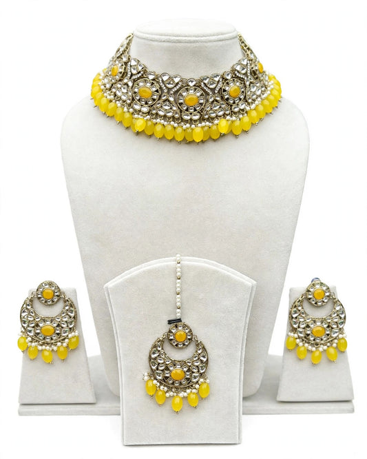 Yellow necklace / Choker set in Kundan - code N7