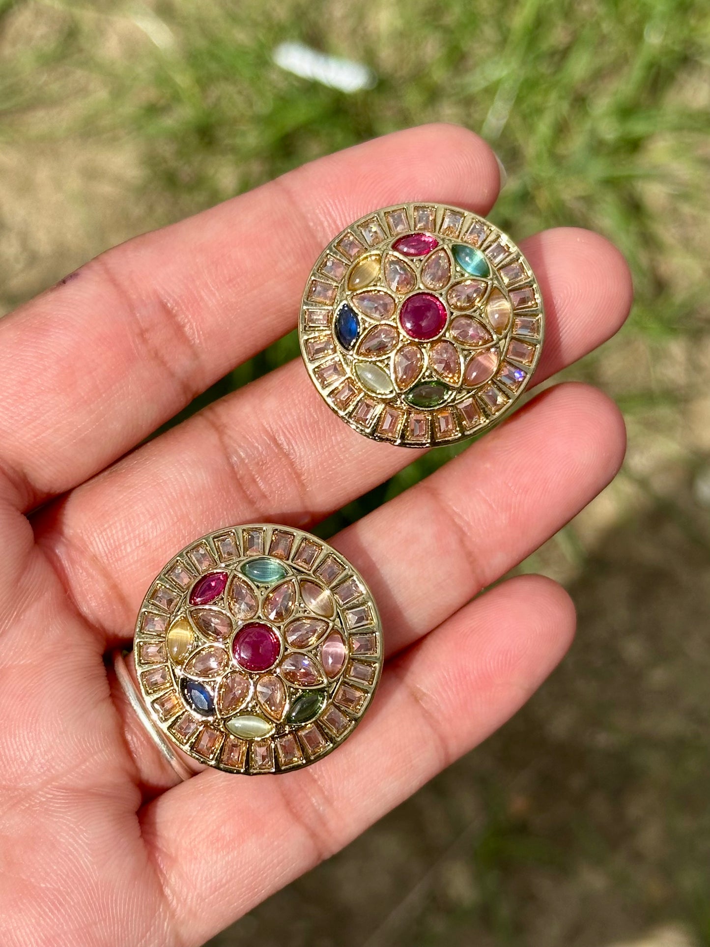 Multi stud earrings - J29