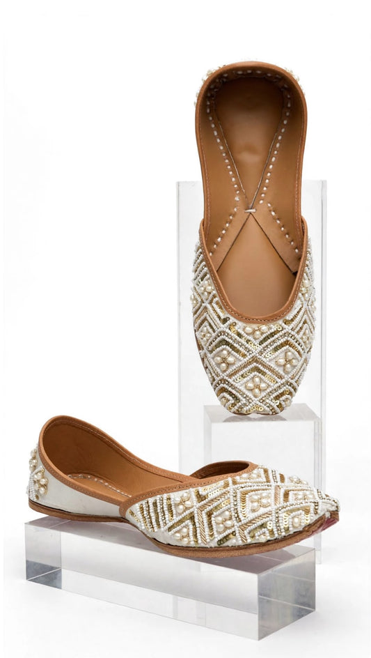 Punjabi Jutti (SIZE 40)