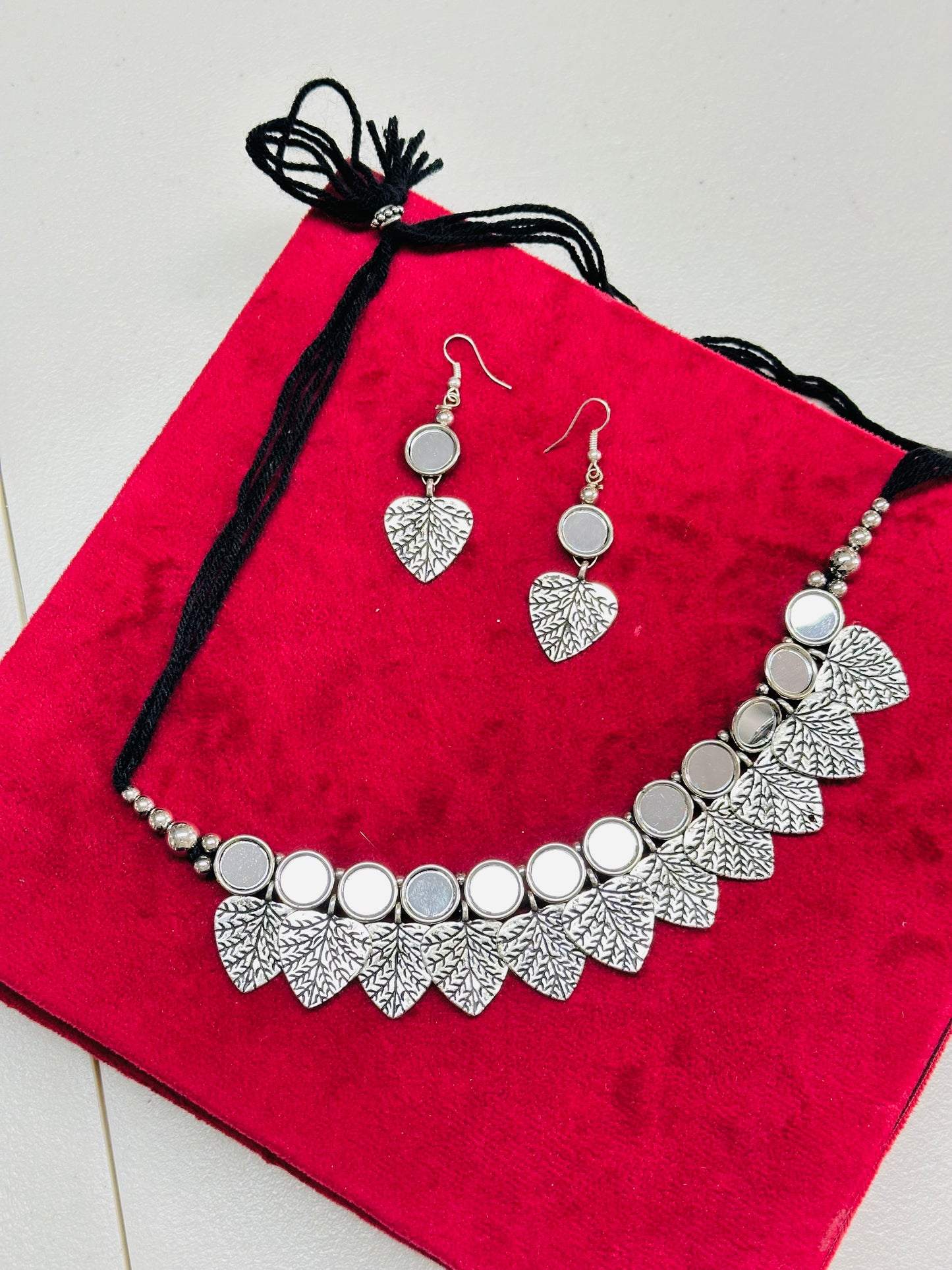 Necklace set with earrings