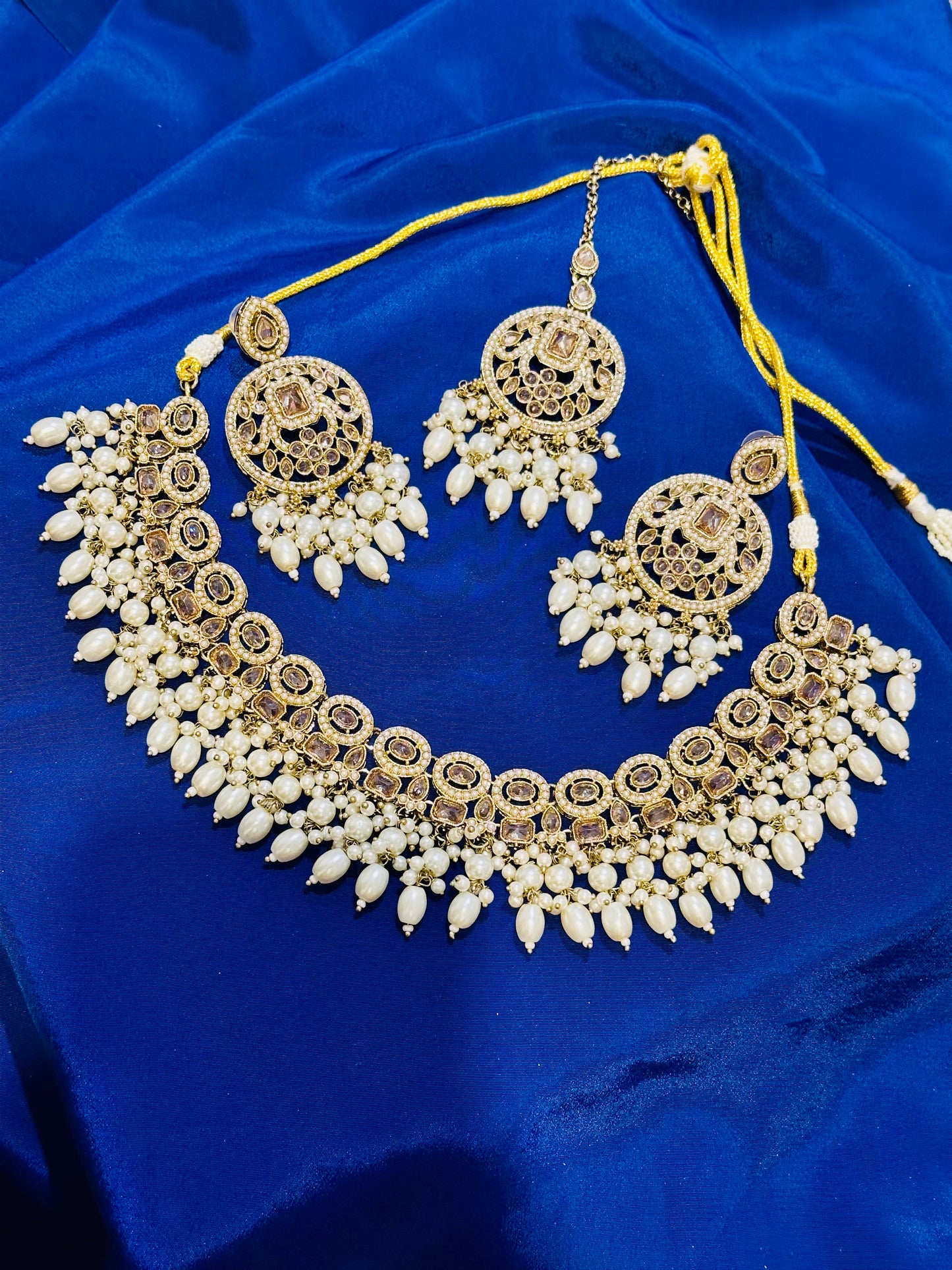 Necklace set with earrings (Premium Quality), Colour: Golden, (Code: X24)