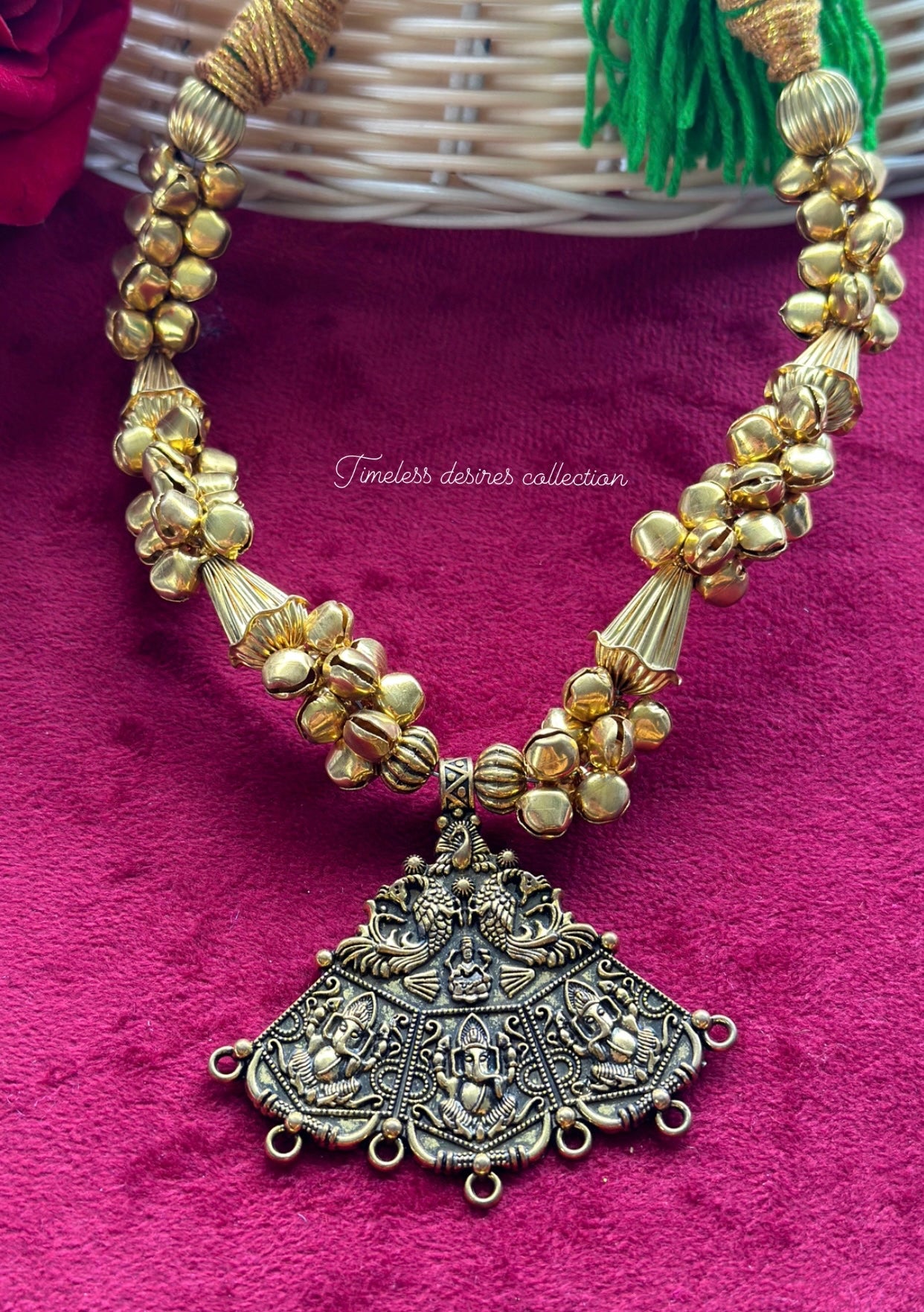 Traditional unisex Kaintha