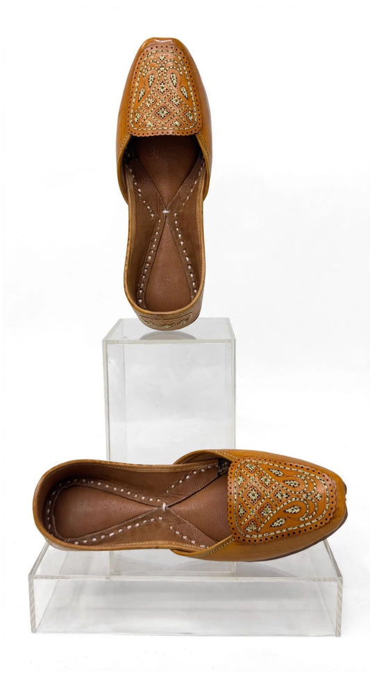 Punjabi Jutti (SIZE 38)