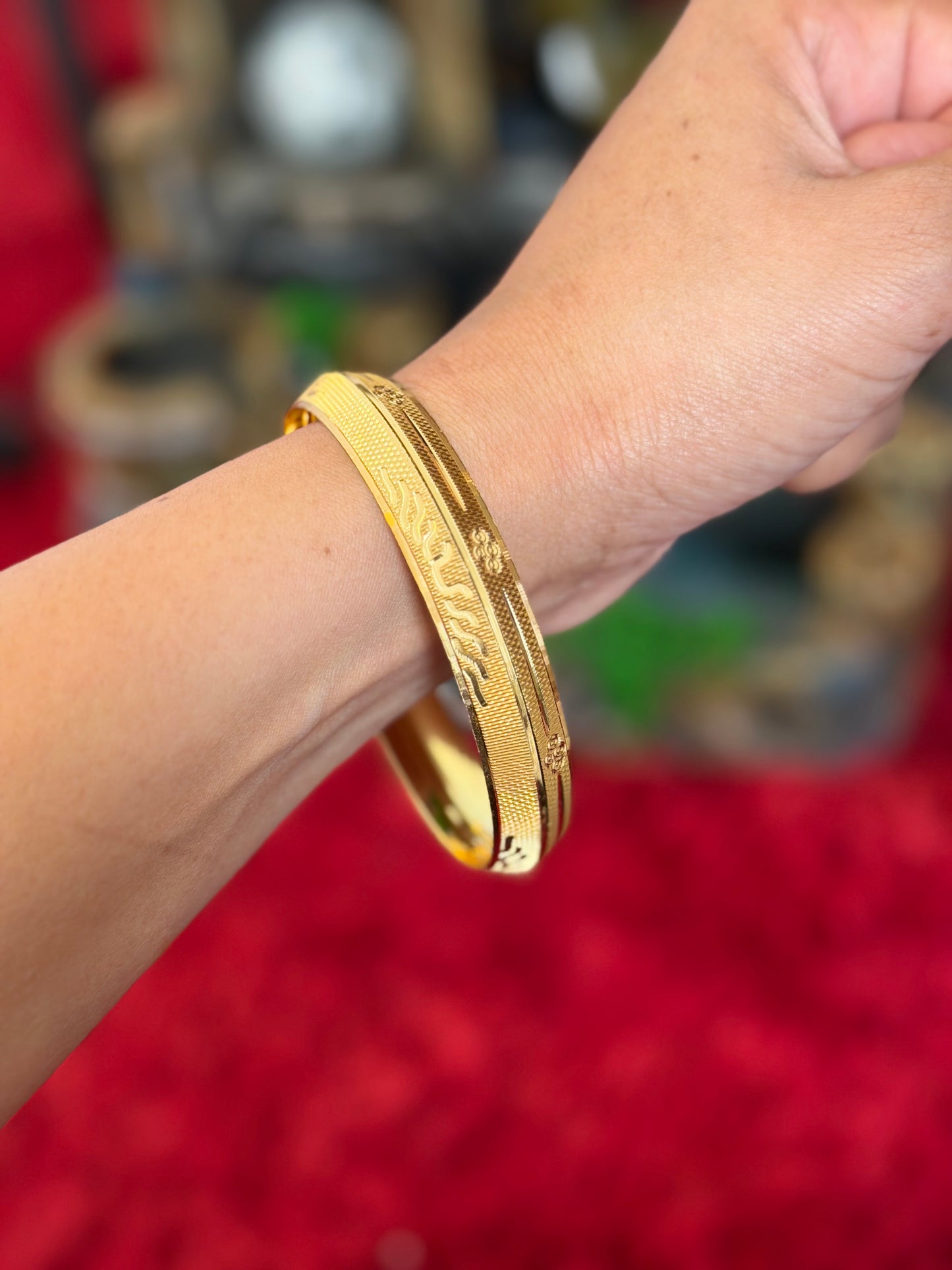 Men’s Golden Kada - ( Free size ) x28