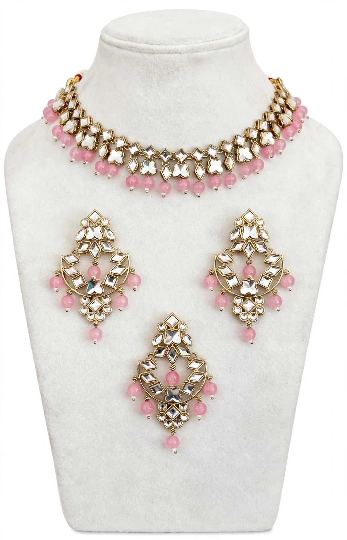 Lavender/pink colour necklace set with earrings and tikka, Code: E10