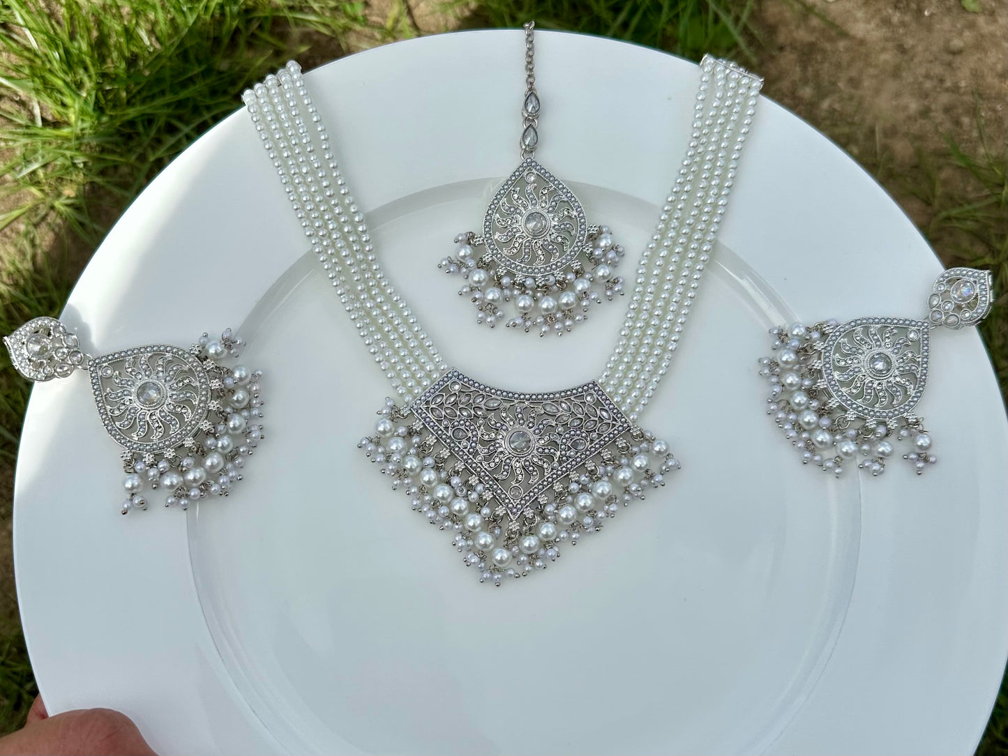 Silver necklace set with earrings and tikka- J26