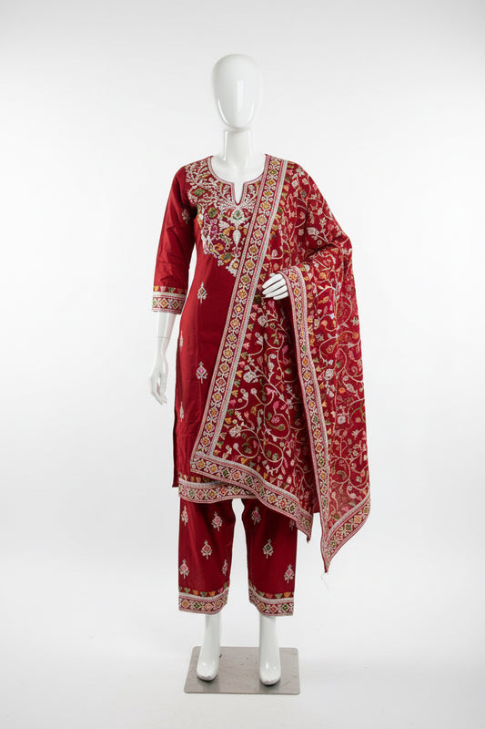 Maroon Kashmiri suits ( Grab free earrings as gift with it )