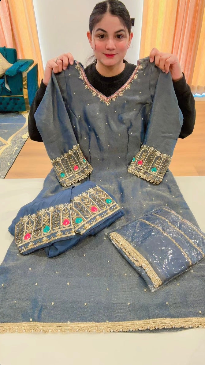 Handwork on Crush Tissue - Code 613