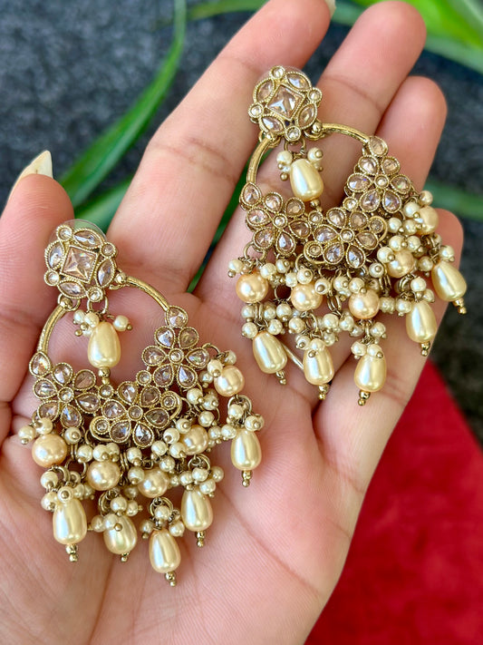 Golden colour earrings, Code: E6