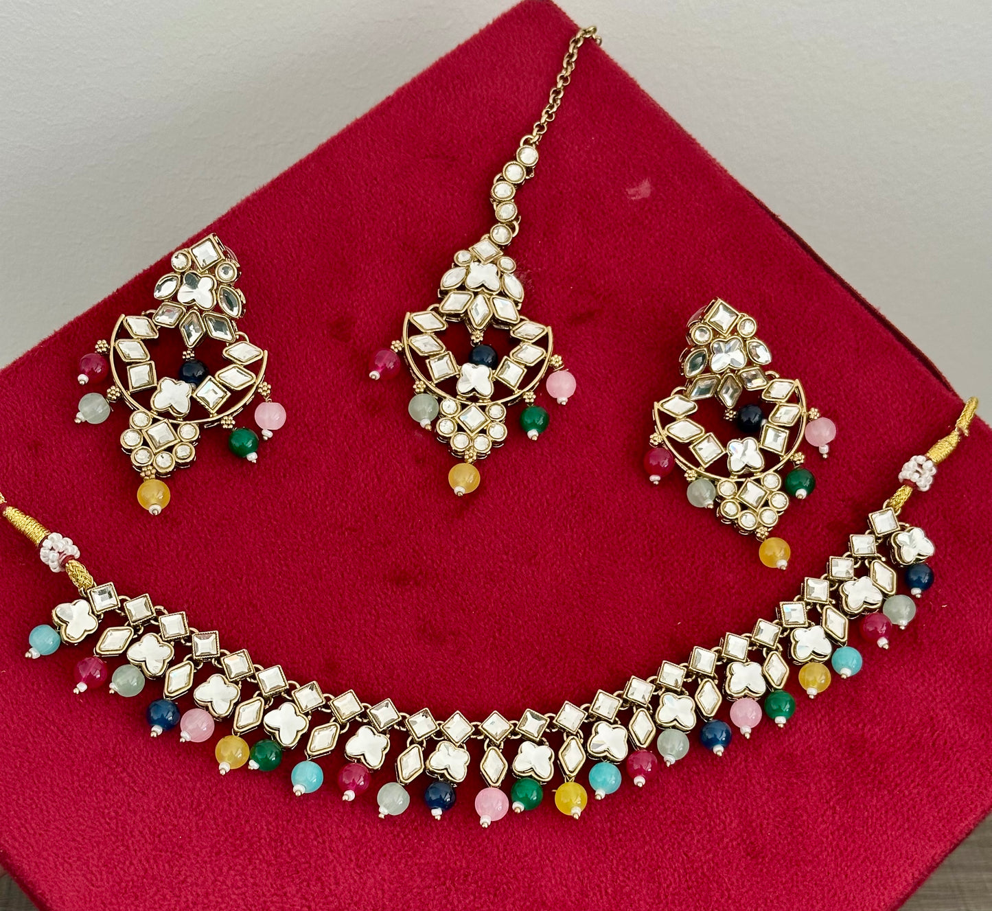 Multi colour necklace set with earrings, Code: E10