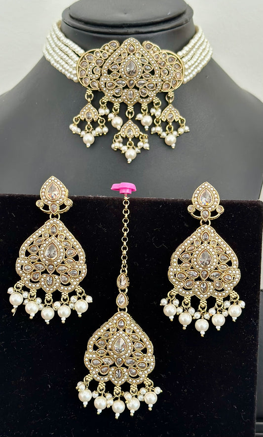 Golden necklace set with earrings, Code: E11