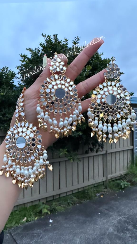 White & Golden Earrings Tikka Set in mirror with pipal patti